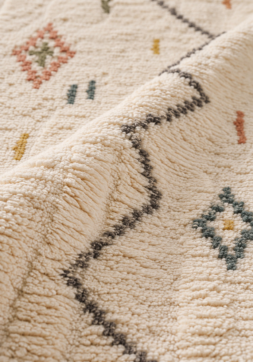 Close-up of the wool texture of the Azilal rug