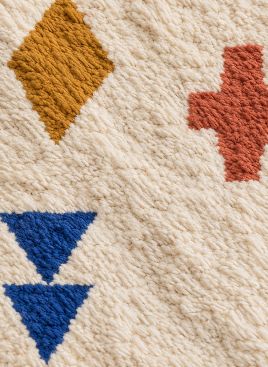 Close-up of the wool texture of Azilal rug model 02