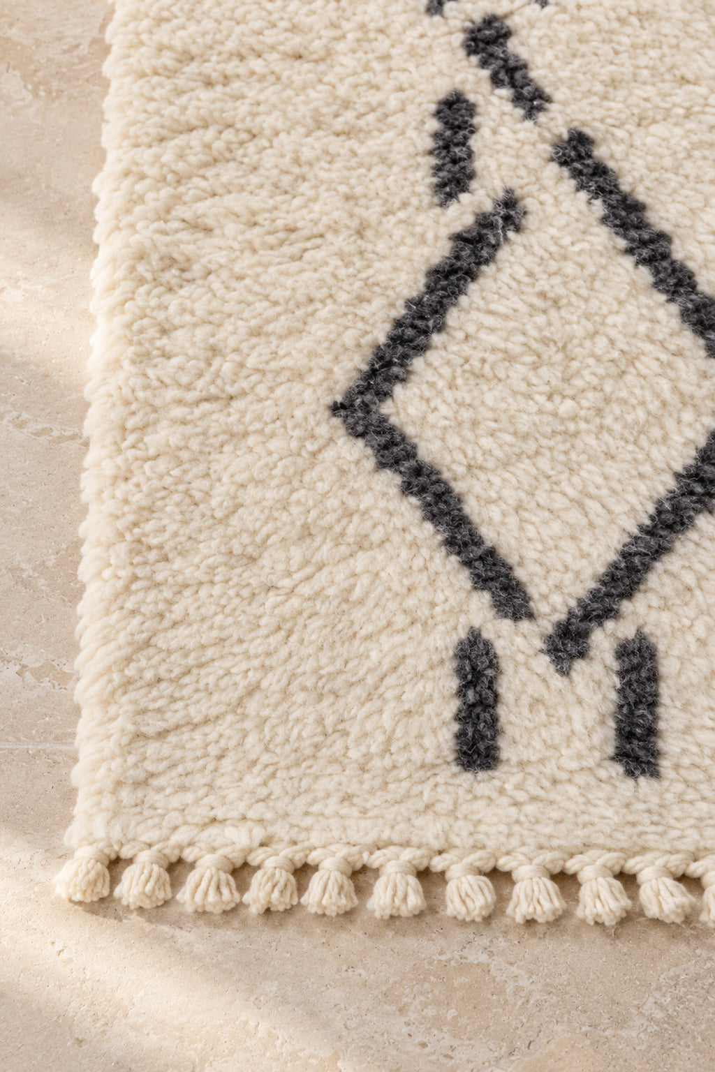 Fringe of Beni Ourain rug model 01
