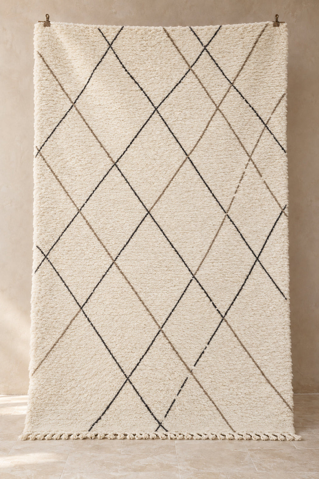 Handmade Beni Ourain rug model 02, full view