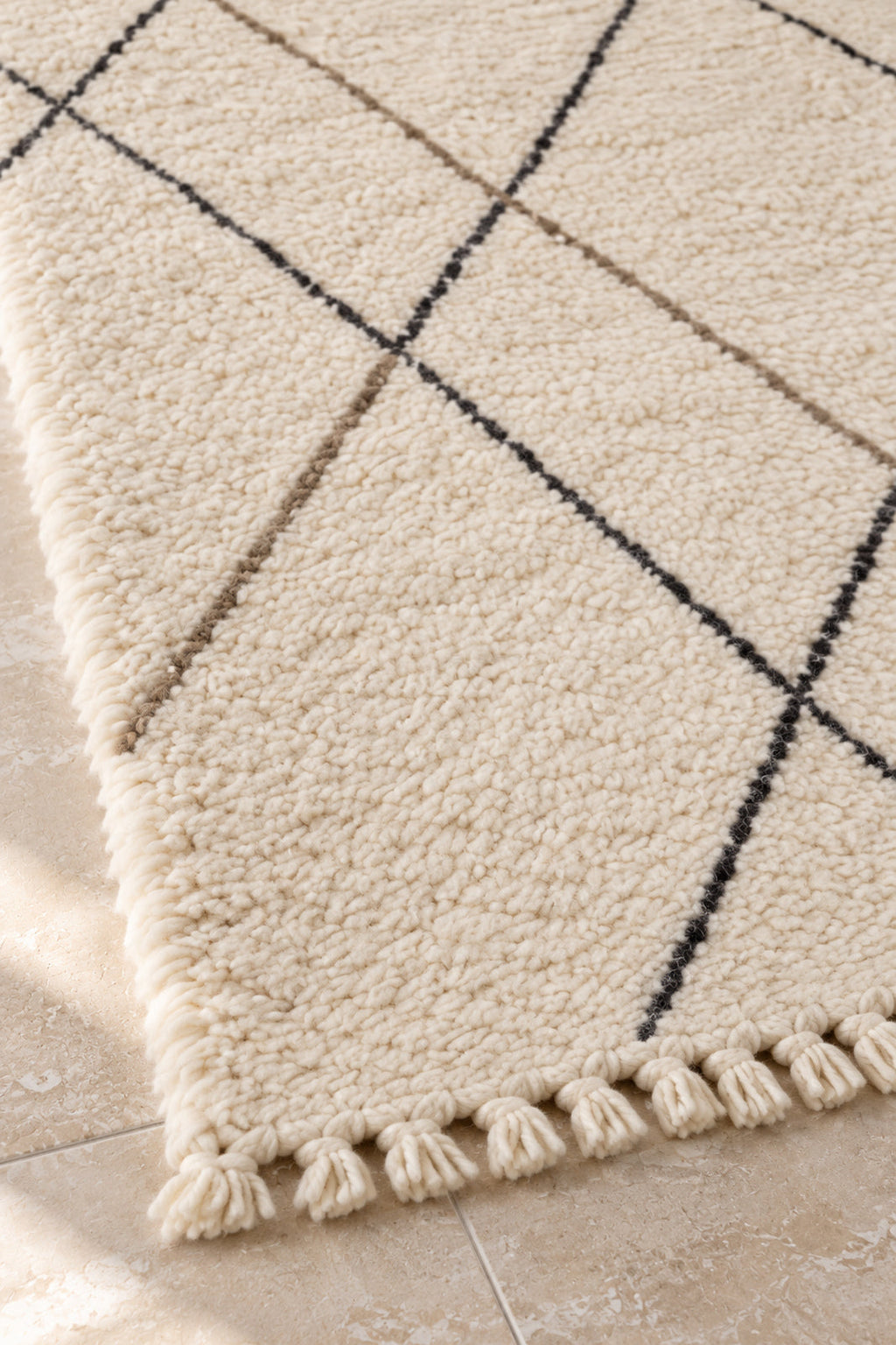 Fringe of Beni Ourain rug model 02