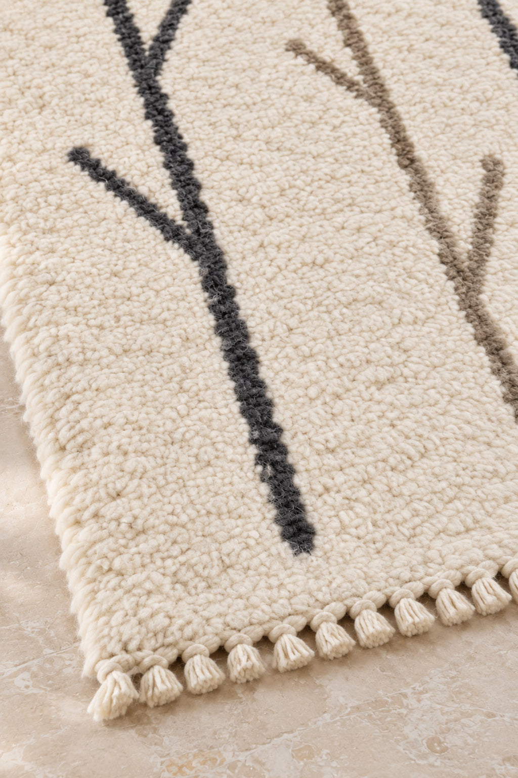 Fringe of Beni Ourain rug model 03