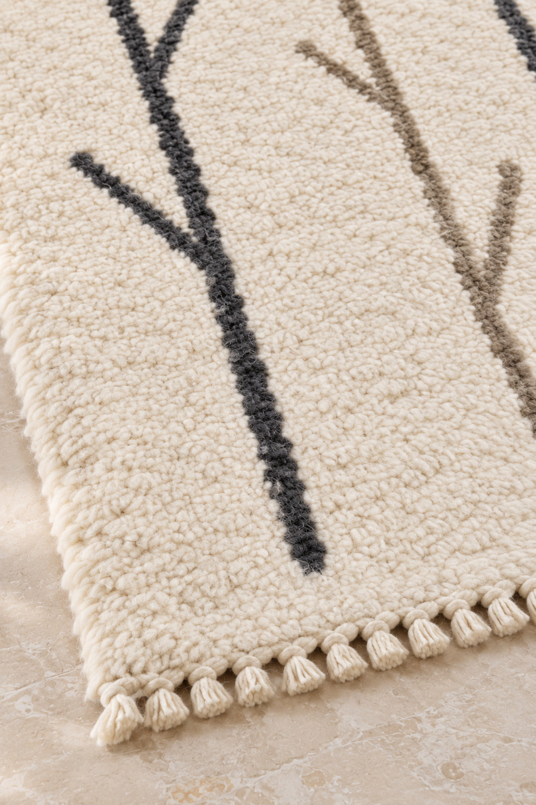 Fringe of Beni Ourain rug model 03