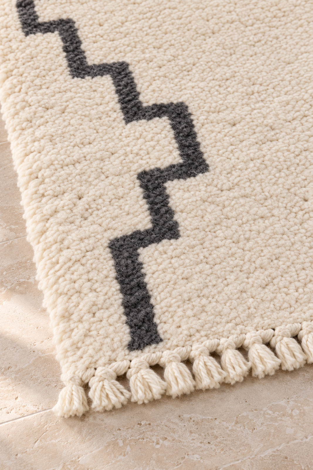 Fringe of Beni Ourain rug model 05