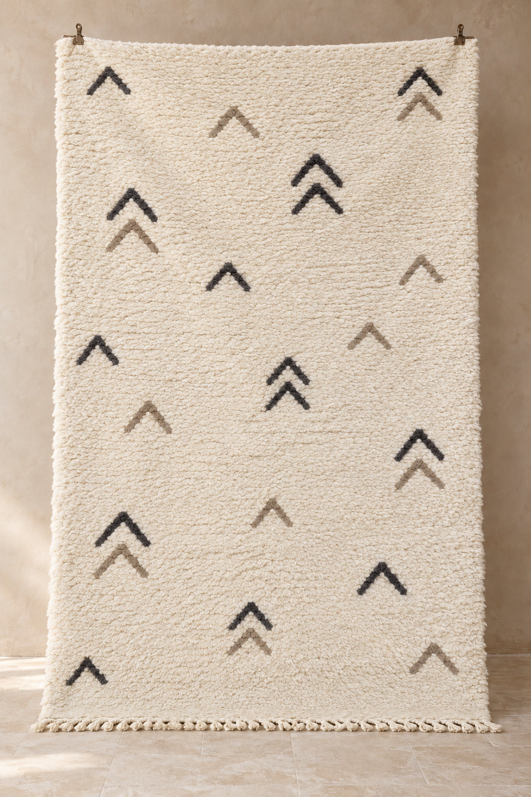 Handmade Beni Ourain rug model 06, full view