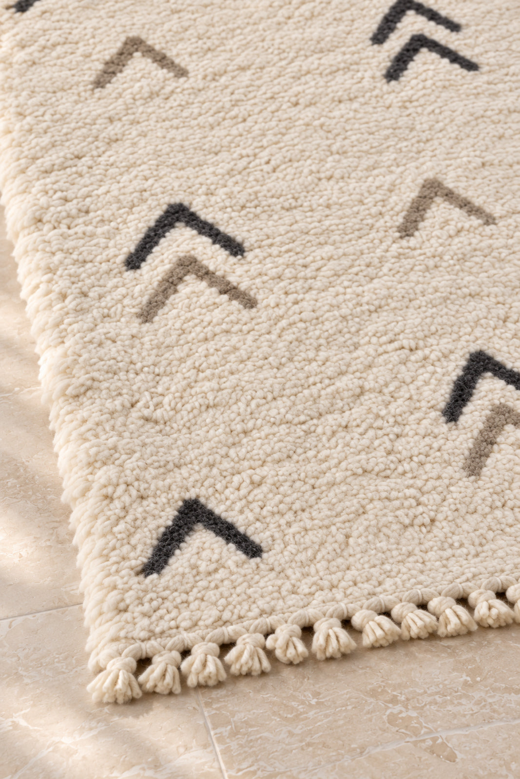 Fringe of Beni Ourain rug model 06