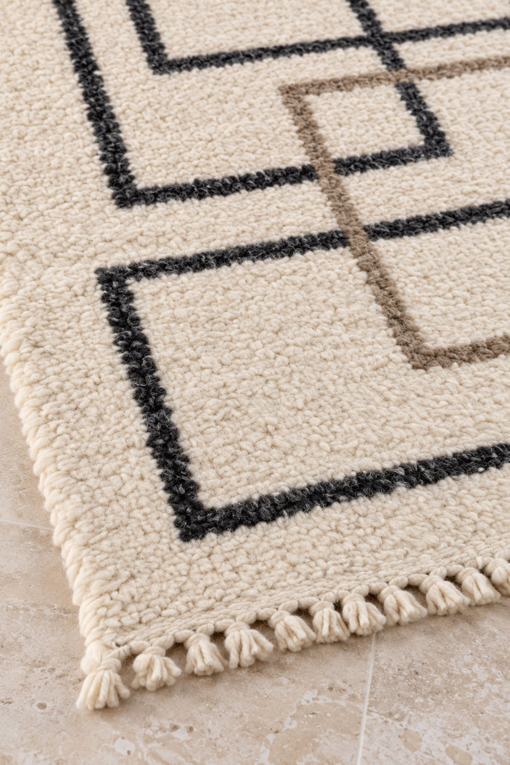 Fringe of Beni Ourain rug model 08