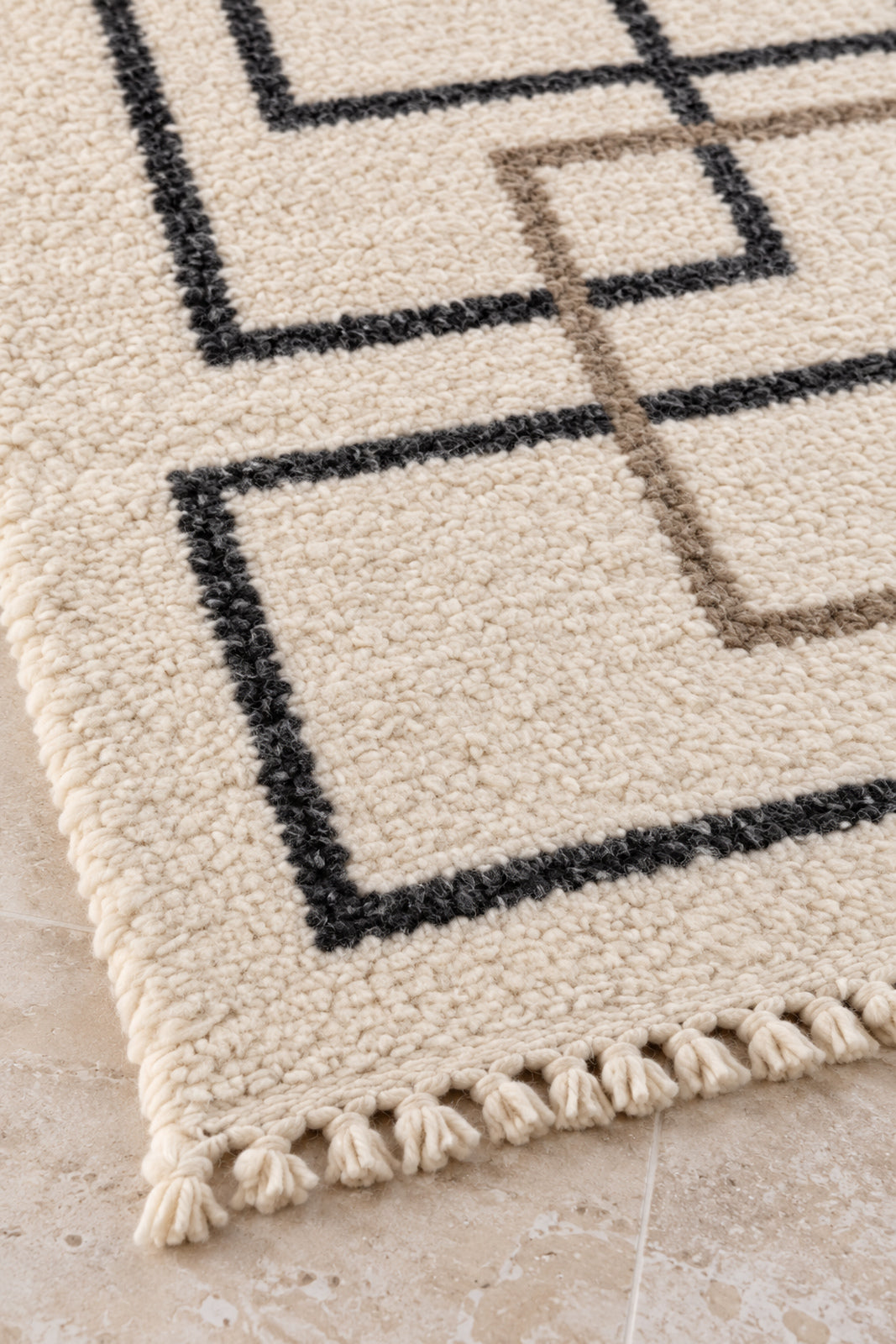 Fringe of Beni Ourain rug model 08
