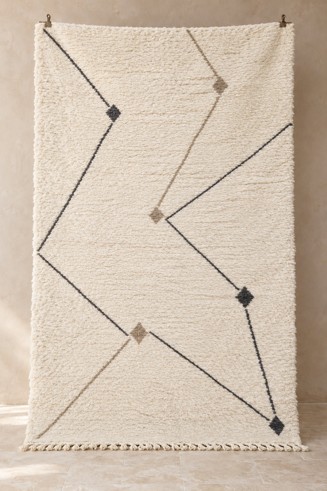 Handmade Beni Ourain rug model 09, full view
