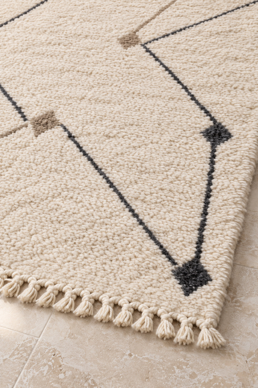 Fringe of Beni Ourain rug model 09