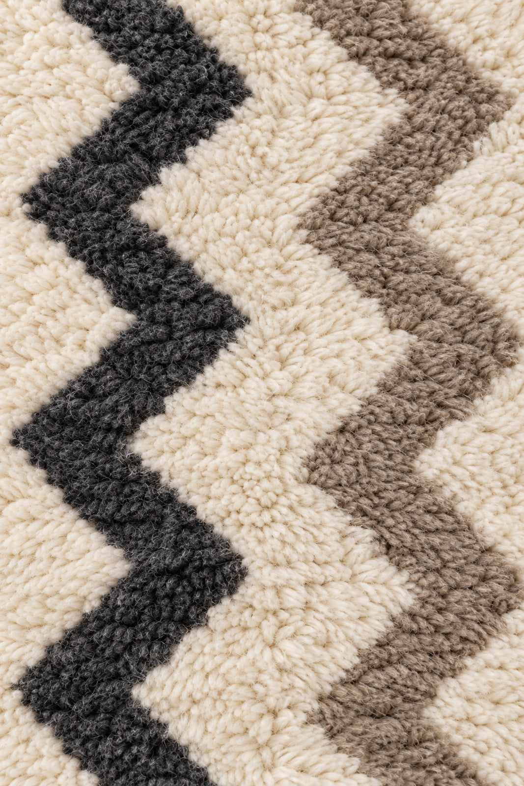 Wool texture of Beni Ourain rug model 10