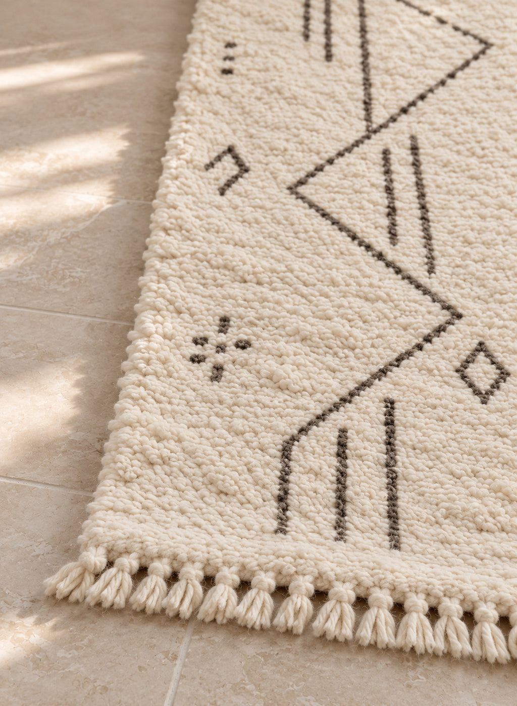Fringe detail of the Beni Ourain runner