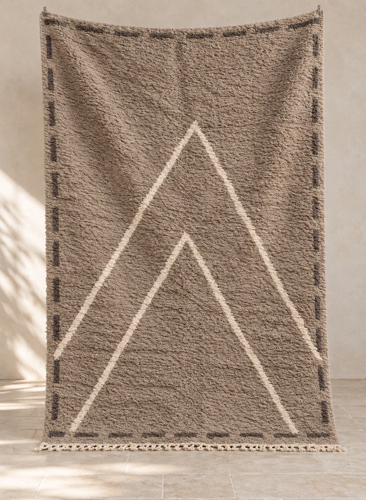 Handmade Beni Ourain rug model BWO-26, full view