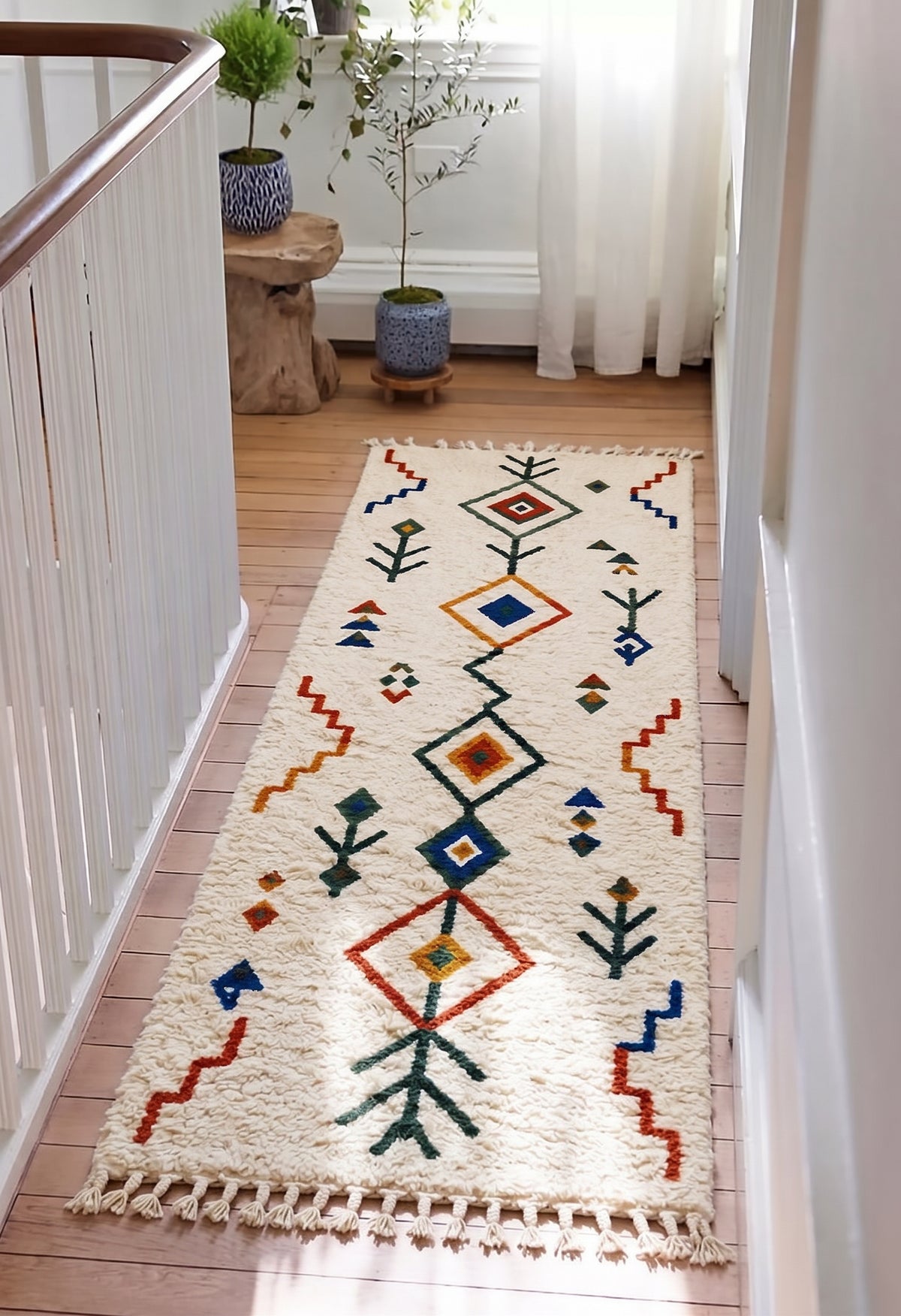 Azilal runner on a landing