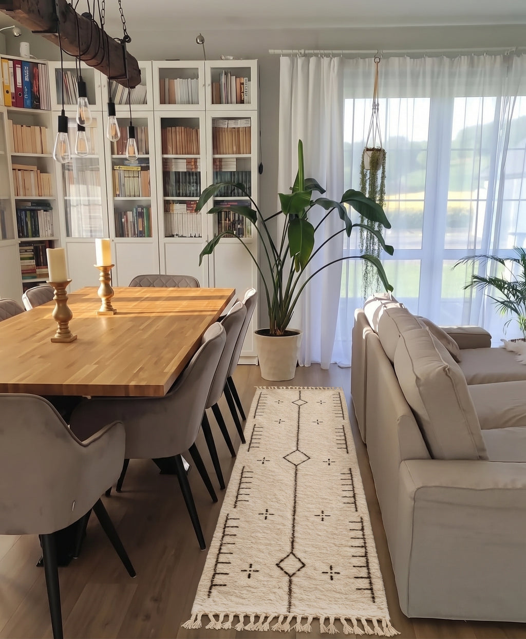 Beni Ourain runner beside a dining table