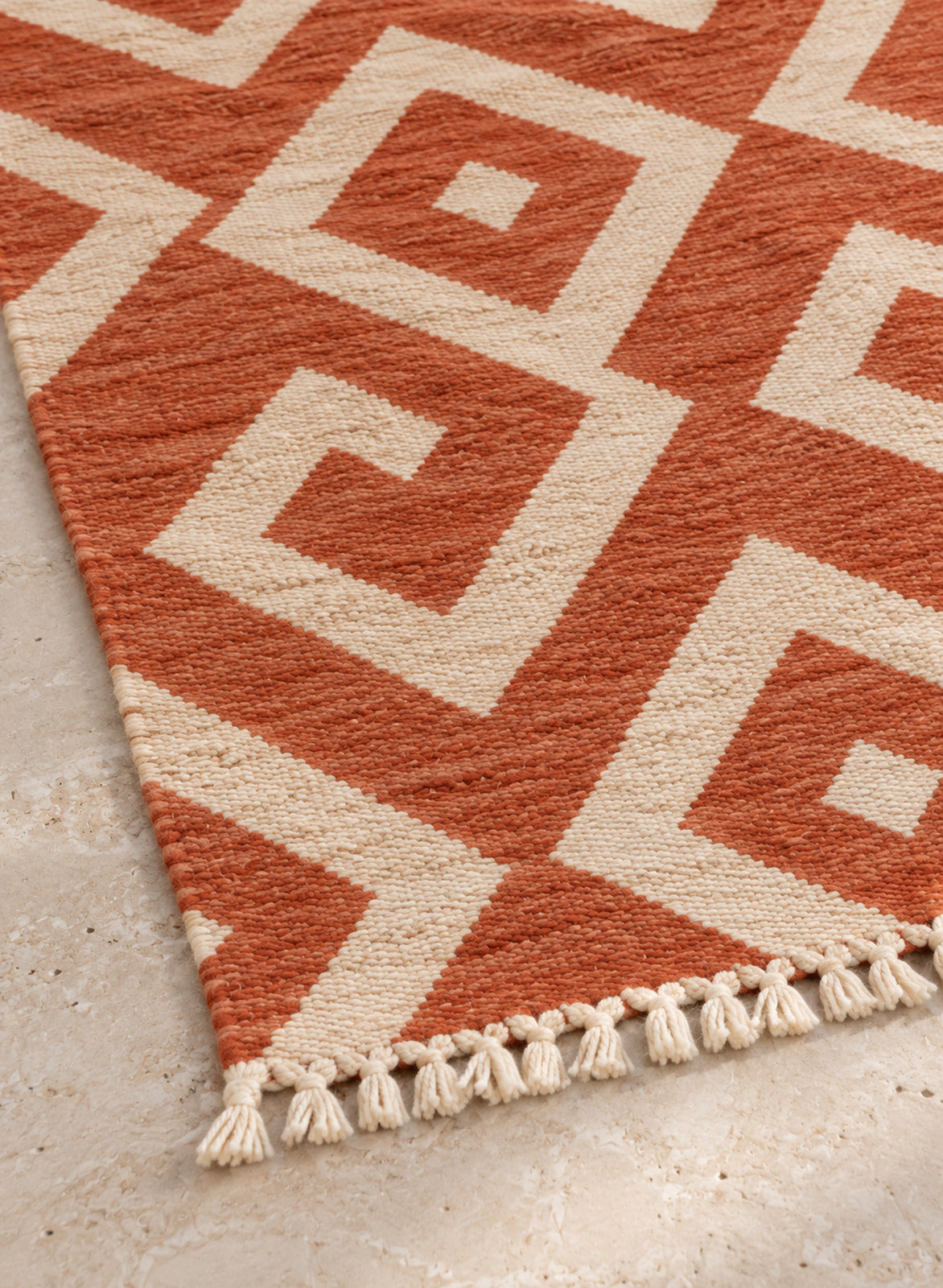 Fringe detail of the Isfi kilim