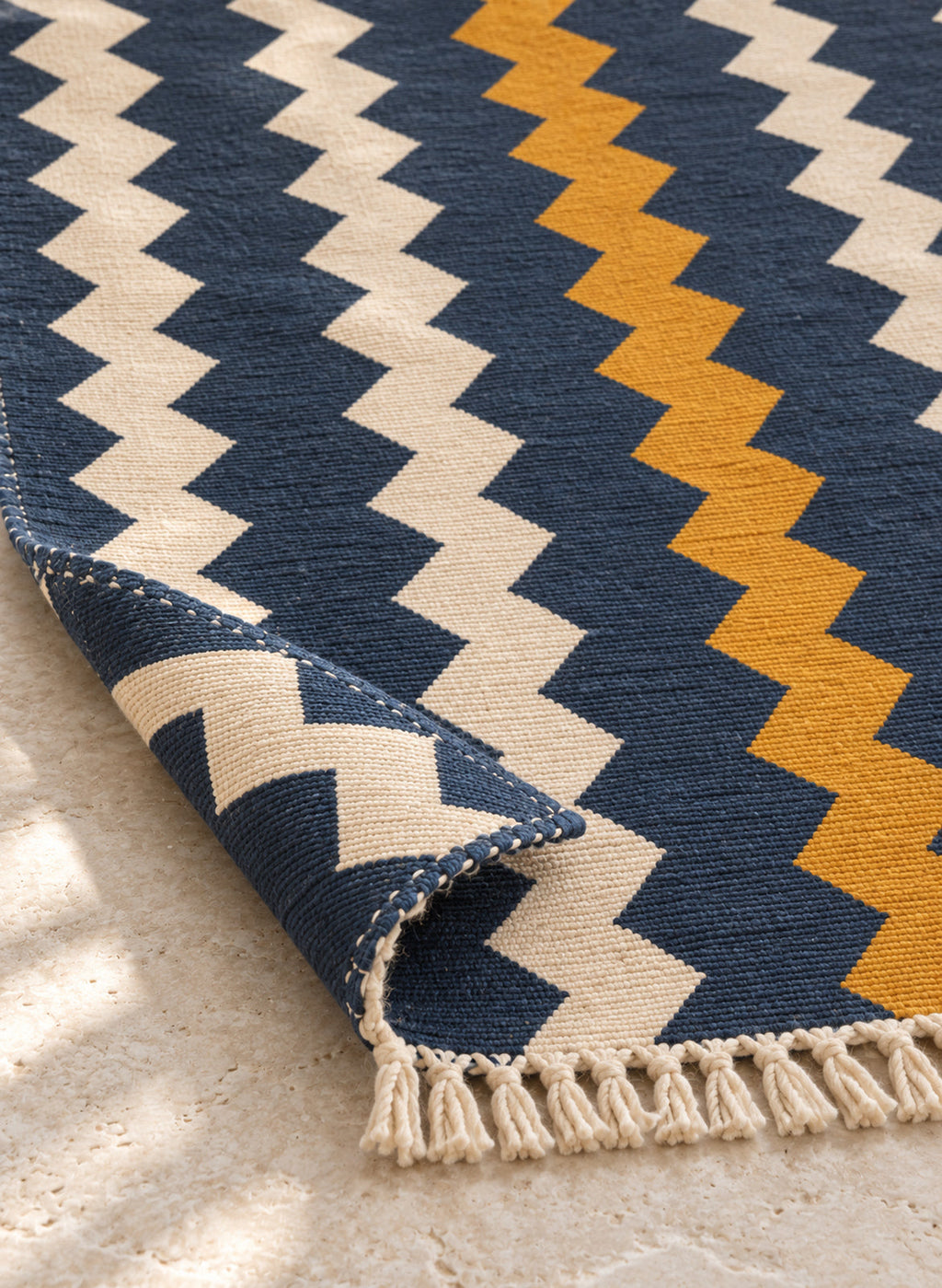 Folded corner of the Azur kilim
