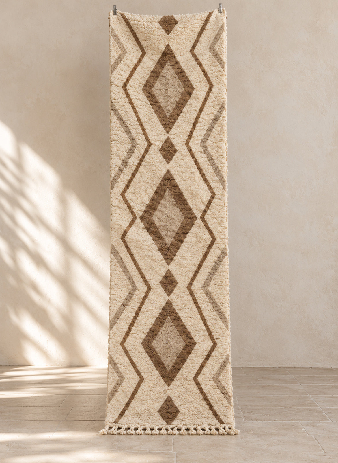 Ivory Mrirt runner with a chain of caramel diamonds